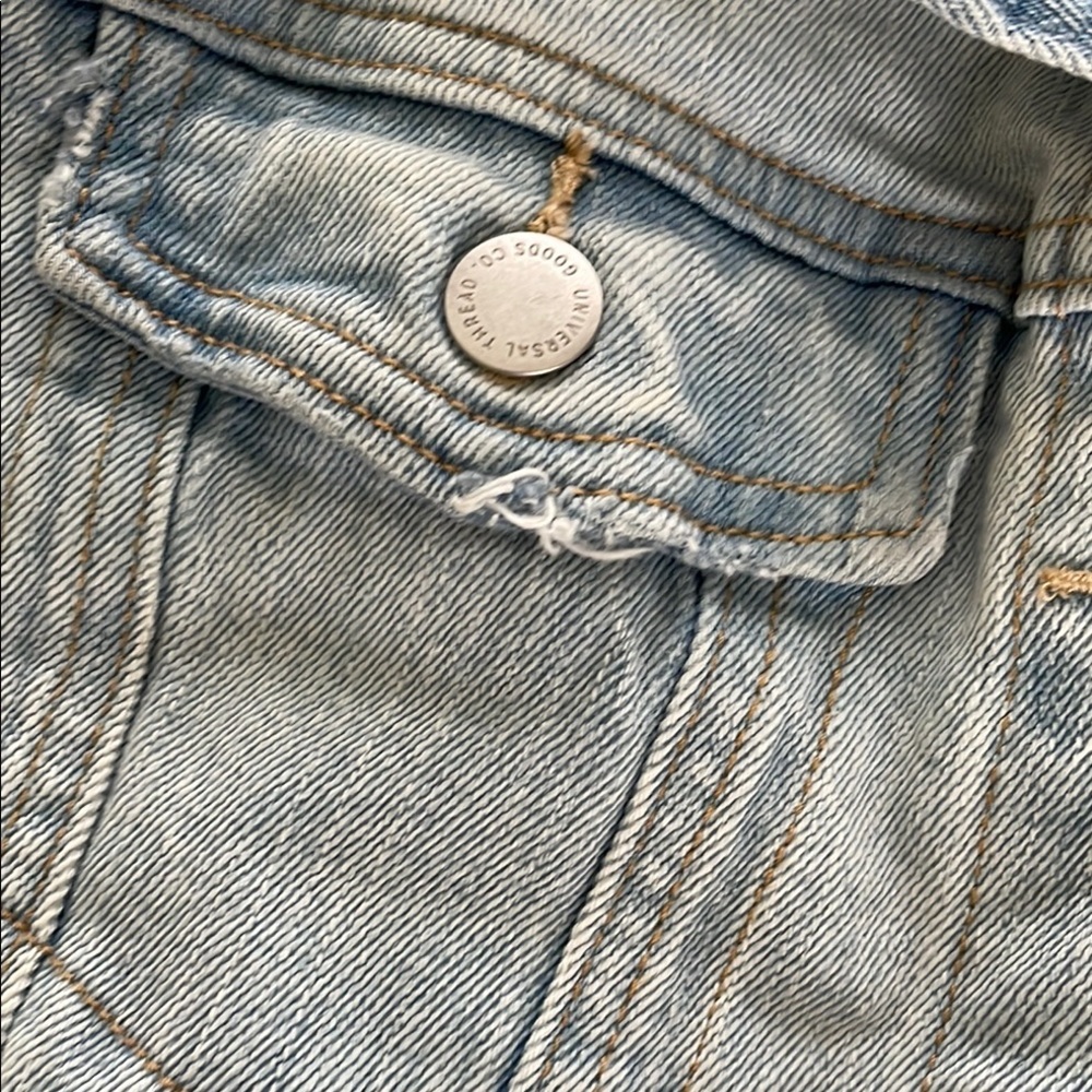 Universal Thread Blue Jean Jacket Classic Design - image 3